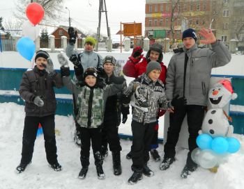 ОТКРЫТИЕ ЛЕДОВОГО КАТКА В ДЕТСКОМ ДОМЕ