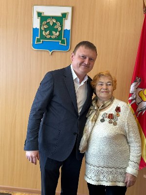 Поздравление ветеранов войны