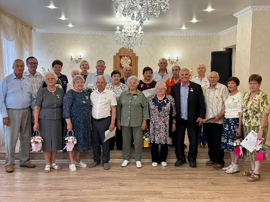 Вручение знаков отличия "Семейное счастье"